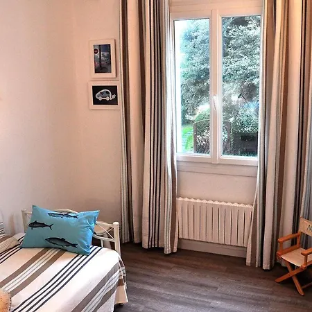 Chambres D'hotes Les Embruns Panzió Le Pouliguen